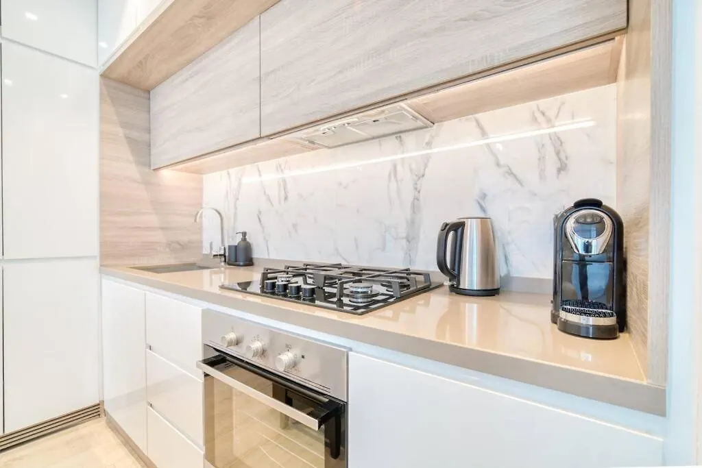 Apartment 5 Mins To Jbr Beach, Luxury Studio In Dubai Marina'S Best Tower